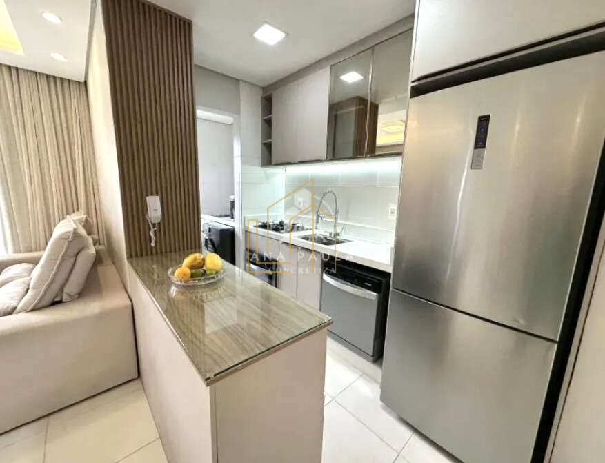 02 dormitórios com suíte - Bairro Ipiranga- São José. - Lucio Souza - Corretor de Imóveis