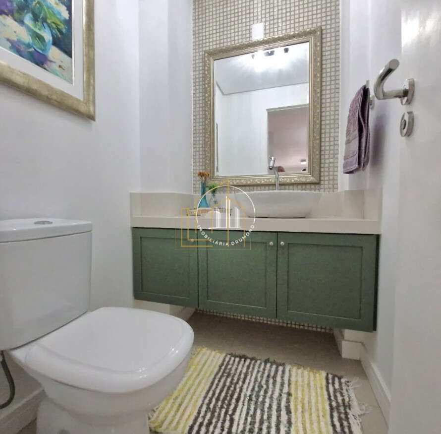 03 dormitórios com suíte em Barreiros 100m Leoberto Leal - Lucio Souza - Corretor de Imóveis