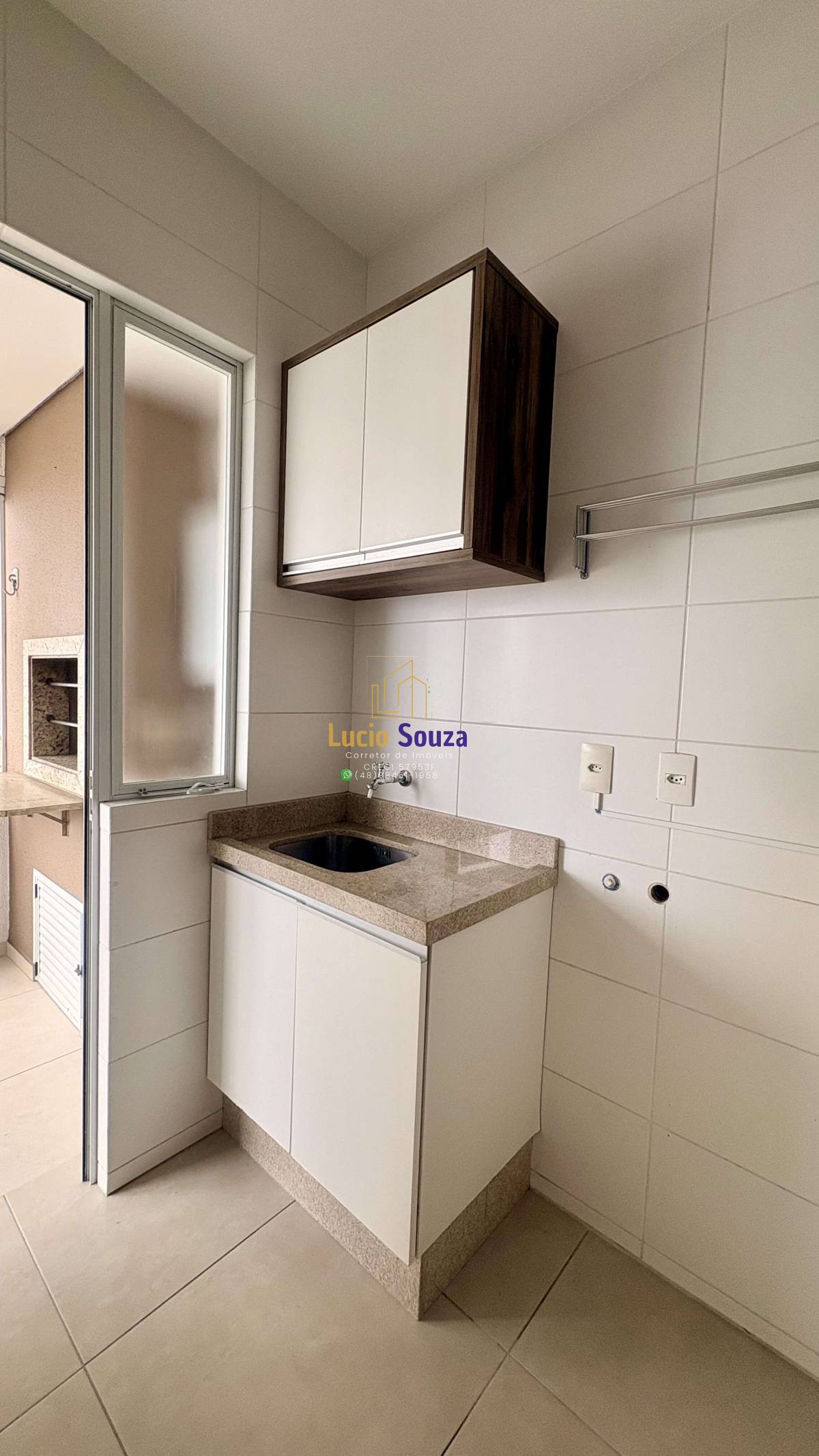 3 Dormitórios c/suite - semi mobiliado- infraestrutura de lazer completa - Lucio Souza Corretor de Imóveis