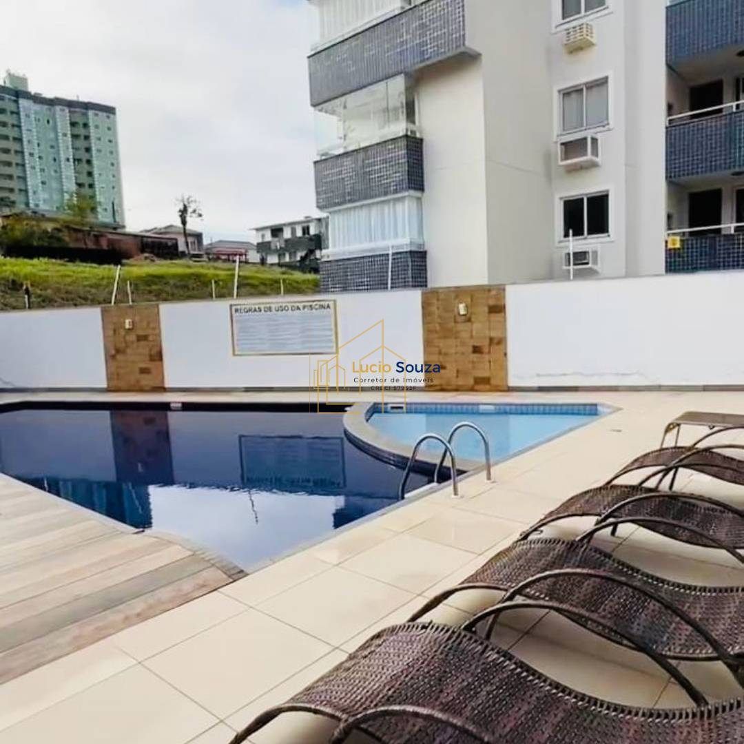 02 Dormitórios (1 Suíte) – Piscina