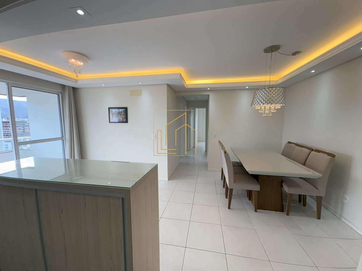 03 Dormitórios com Suíte - 02 vagas -piscina