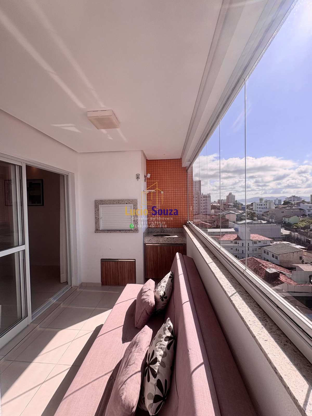 03 DORMITÓRIOS C/SUITE - 02 VAGAS DE GARAGEM - VISTA LIVRE - 94m2 área privativa - Lucio Souza - Corretor de Imóveis