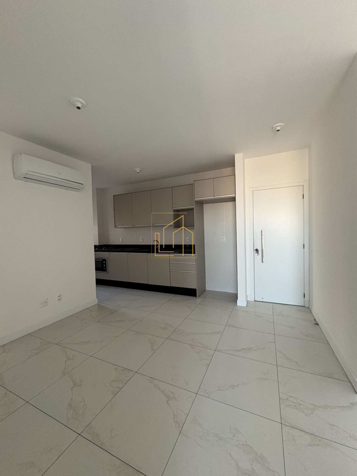 Apartamento 02 suítes - 02 vagas vista mar 🌊 - Lucio Souza - Corretor de Imóveis