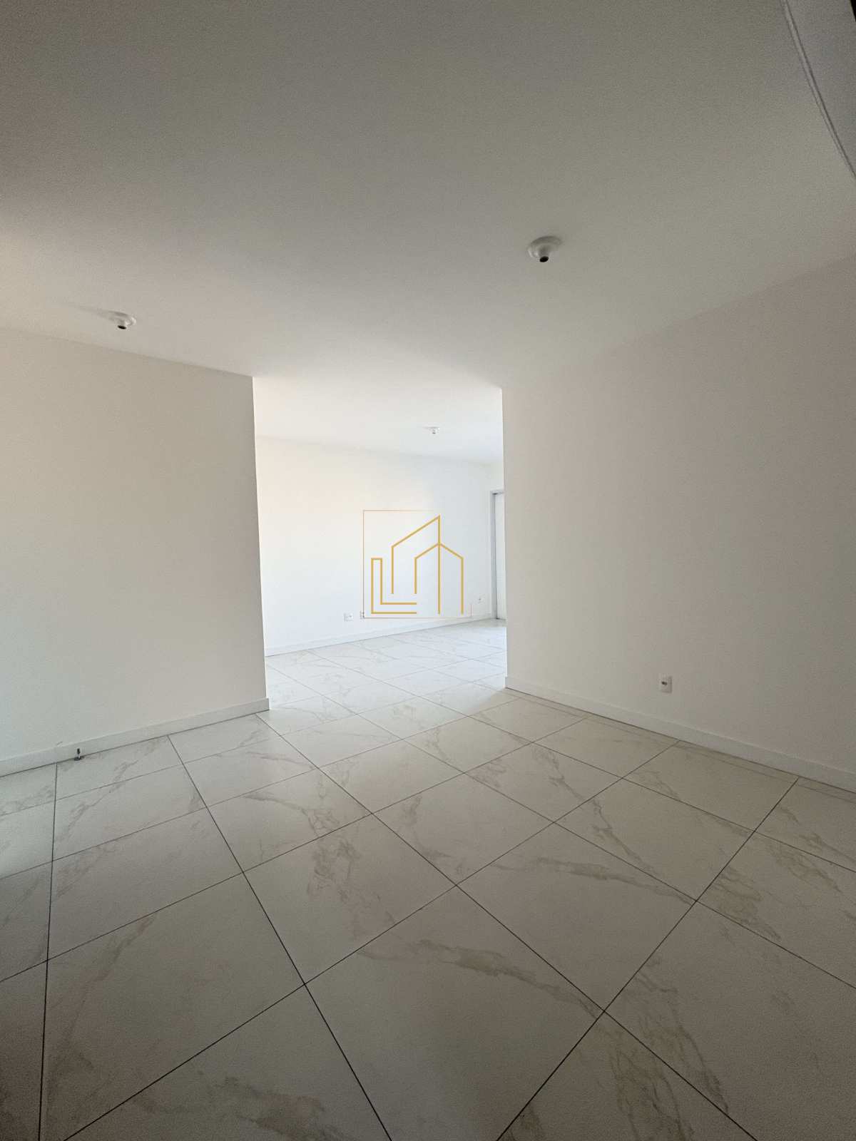 Apartamento 02 suítes - 02 vagas vista mar 🌊 - Lucio Souza - Corretor de Imóveis